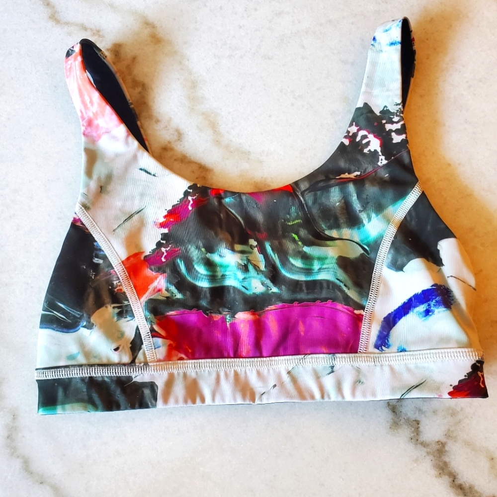 Lululemon sports bra. Print is pigment wave multi / black